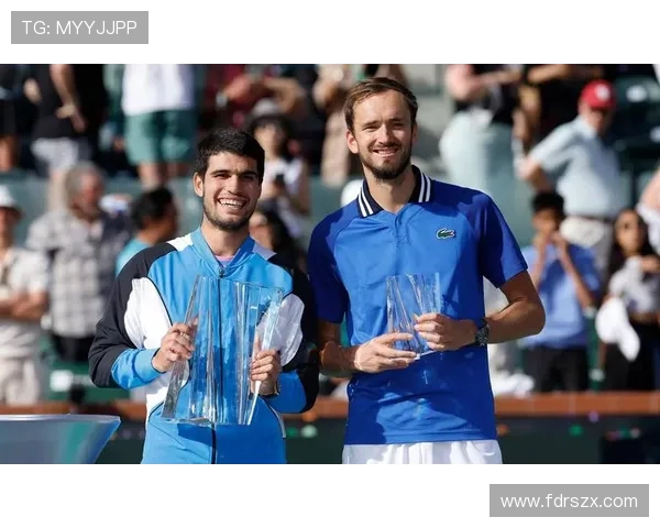 1977年网坛怪事澳网双冠诞生记